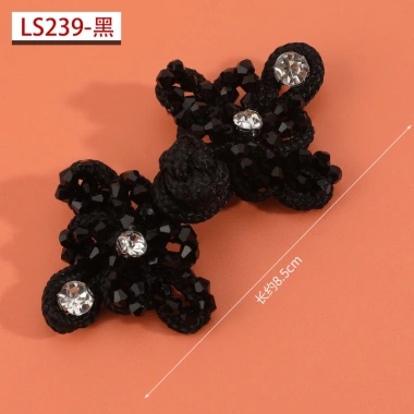 Đầm sườn xám handmade đính hạt ngọc trai, pha lê, nút chuồn chuồn độc đáo - 75.028₫ 9