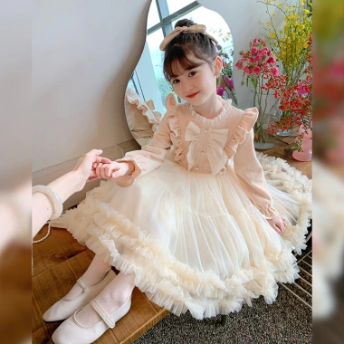 Đầm Thu Đông Bé Gái Phong Cách Tây 2.025 - Dài tay, Công chúa, Giá chỉ 205k