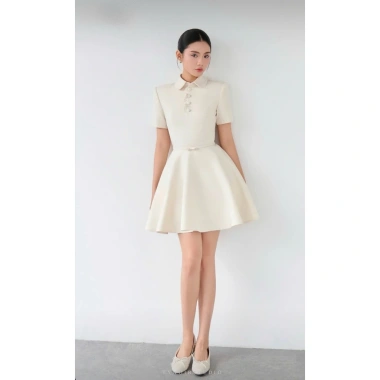 Đầm tiểu thư cổ sen bèo tay cộc - Váy ngắn công sở xòe, thanh lịch, chỉ 319.000₫ 4 Đầm tiểu thư cổ sen bèo tay cộc - Váy ngắn công sở xòe, thanh lịch, chỉ 319.000₫ 4