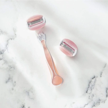 Dao cạo Gillette Venus Comfortglide White Tea: Siêu mượt, hương trà trắng, chỉ 189.000₫ 4