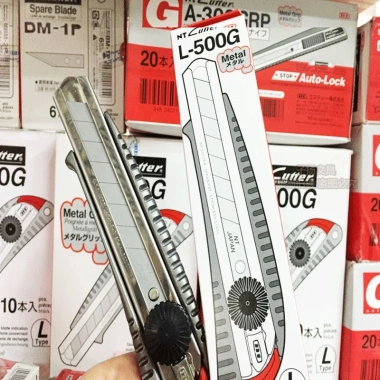Dao cắt NT Cutter A 300GRP - JTS L-500G, thân kim loại China, giảm giá 44.100₫