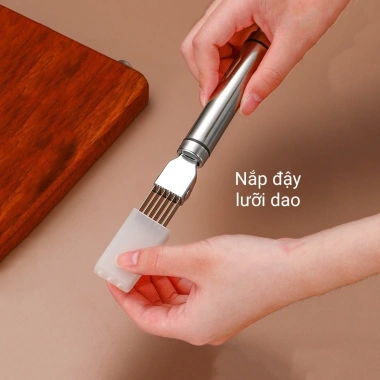 Dao cắt sợi hành, rau muống inox không gỉ LIA123 - Nắp đậy lưỡi, giá 34.320₫