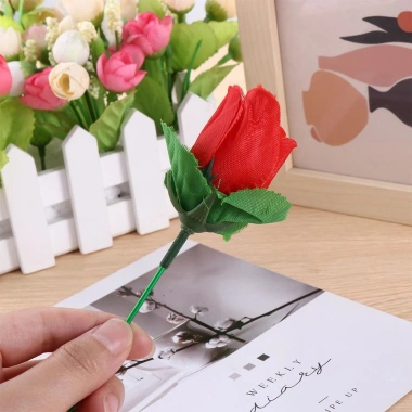 Đạo cụ ma thuật ADAMESUO Torch to Rose - Quà bất ngờ, thay đổi hoa hồng, giá 31.790₫