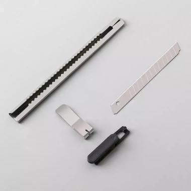 Dao rọc giấy cắt giấy văn phòng thép không rỉ Lưỡi sắc mạnh giá ưu đãi 9.000₫