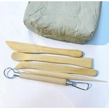 Đất sét mỹ thuật 2Kg màu xám dẻo - Nặng tượng, làm gốm, giá chỉ 50.000đ