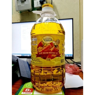 Dầu ăn can 5L, 4.5L, 4L Ông Táo Vega – giảm giá 22% chỉ 196.413₫ 5 Dầu ăn can 5L, 4.5L, 4L Ông Táo Vega – giảm giá 22% chỉ 196.413₫ 5