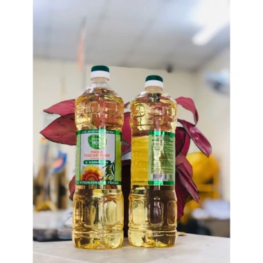 Dầu ăn hướng Đông Nga 100% nguyên chất - Giá chỉ 110.000₫, giảm từ 138.600₫ - Dinh dưỡng tối ưu cho món ăn 2 Dầu ăn hướng Đông Nga 100% nguyên chất - Giá chỉ 110.000₫, giảm từ 138.600₫ - Dinh dưỡng tối ưu cho món ăn 2