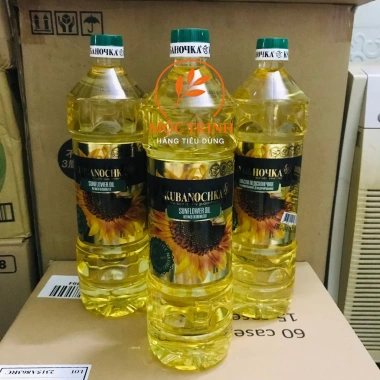 Dầu ăn hướng dương nhập khẩu Nga 15 chai - Sỉ giá ưu đãi 1.145.000 VNĐ, chất lượng cao, giàu vitamin E