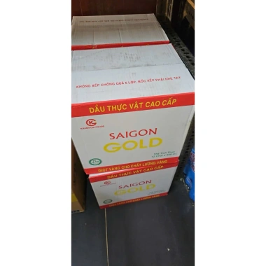 Dầu ăn Saigon Gold 900ml - Thùng 12 chai, giảm giá 520.000 VNĐ, chất lượng cao, an toàn, hương vị thơm ngon, đảm bảo dinh dưỡng, phù hợp cho mọi gia đình