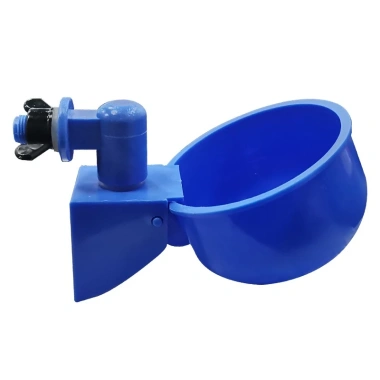 Đầu Máng Nước Xanh Tự Động Đóng Mở cho Gia Cầm - Tiết Kiệm, Tiện Lợi, Giá 4.000₫