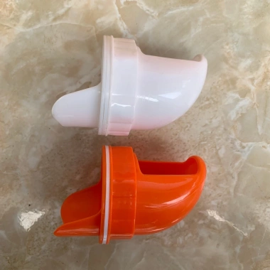Đầu Ống Máng Ăn Gia Cầm Chống Mưa Nắng Ẩm, Chịu Nhiệt, Đa Dạng - 15k 4 Đầu Ống Máng Ăn Gia Cầm Chống Mưa Nắng Ẩm, Chịu Nhiệt, Đa Dạng - 15k 4