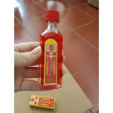 Dầu xoa bóp hoa hồng Hong Kong 35ml - Giảm đau vai gáy, xương khớp, chỉ 30k 4