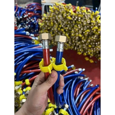 Dây cấp nước nóng lạnh 3 lớp chịu nhiệt, ốc đồng, dùng cho bồn cầu, giá 30.000₫