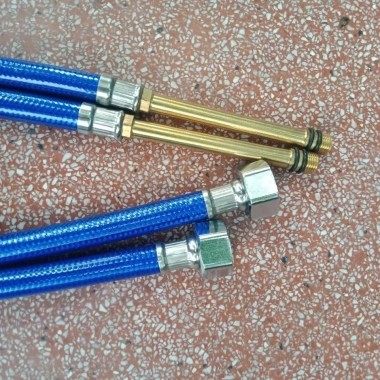 Dây cấp nước nóng lạnh cho vòi chậu một lỗ - Đôi 2 cái, bền, giá chỉ 35.000đ 3 Dây cấp nước nóng lạnh cho vòi chậu một lỗ - Đôi 2 cái, bền, giá chỉ 35.000đ 3