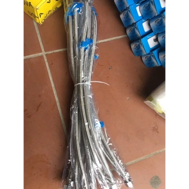Dây cấp nước Sanwa cho bình nóng lạnh - Giá siêu rẻ 20.000, giảm từ 24.200