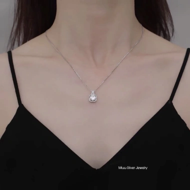Dây chuyền bạc Miuu Silver mặt vuông đính đá, vòng cổ nữ Lapia Necklace 600k