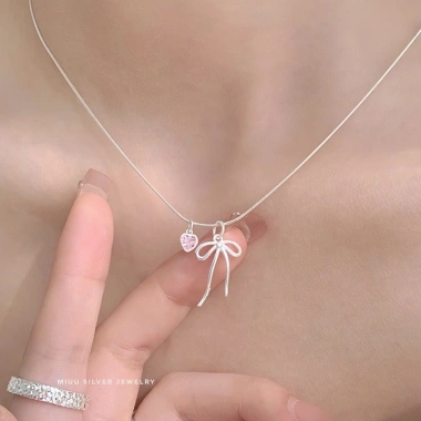Dây chuyền bạc Miuu Silver - Vòng cổ nữ Vivian Bow sang trọng, giảm giá 800k