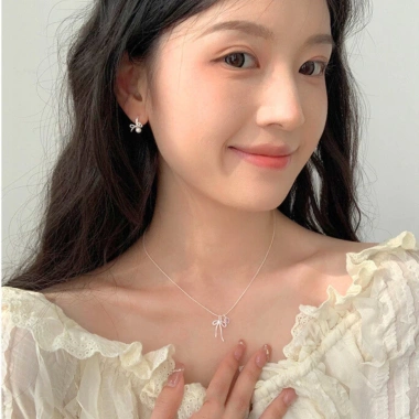 Dây chuyền bạc nữ 925 PMJ charm tim đá hồng nơ xinh xắn, dễ thương, 549k 6 Dây chuyền bạc nữ 925 PMJ charm tim đá hồng nơ xinh xắn, dễ thương, 549k 6