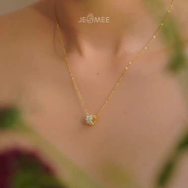 Dây chuyền bạc nữ Charisma Jesmee 925 mặt đá bạc thanh lịch sang trọng Giá 459.000 VND 8 Dây chuyền bạc nữ Charisma Jesmee 925 mặt đá bạc thanh lịch sang trọng Giá 459.000 VND 8