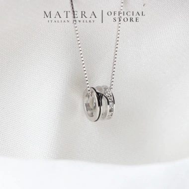 Dây chuyền bạc nữ MATERA S925 vòng tròn sao đính đá sang trọng, chỉ 676.000₫ 3 Dây chuyền bạc nữ MATERA S925 vòng tròn sao đính đá sang trọng, chỉ 676.000₫ 3