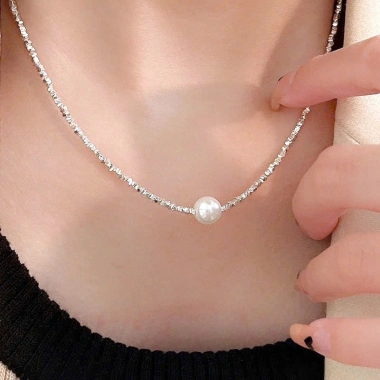 Dây chuyền bạc nữ xoắn ngọc trai Paula Phúc Minh Luxury – Vòng cổ sang trọng, chỉ 509.000₫