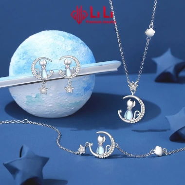 Dây chuyền bạc S925 nữ đính đá CZ mèo và mặt trăng LiLi Della 105.242 giảm giá 1.838.000₫ 4