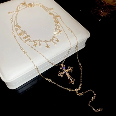 Dây chuyền cổ áo mặt Thánh Giá và Ngôi Sao, thiết kế độc quyền nhẹ nhàng, quý phái, chỉ 62.980₫ 7