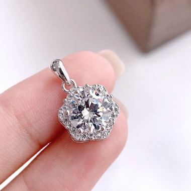 Dây Chuyền Nữ Bạc 8mm Đá Moissanite Mặt Hoa Rạng Rỡ - Tặng Hộp và Bộ VS