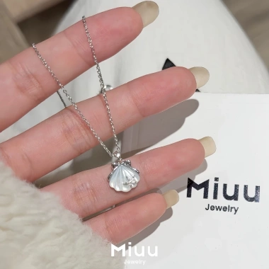 Dây chuyền nữ Miuu Jewelry FSA 02 - Vòng cổ vỏ sò ngôi sao, giảm còn 240.000₫ 3 Dây chuyền nữ Miuu Jewelry FSA 02 - Vòng cổ vỏ sò ngôi sao, giảm còn 240.000₫ 3