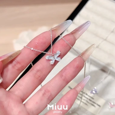 Dây chuyền nữ Miuu Jewelry - Vòng cổ hồ điệp 3 màu đá FSA 08, giảm giá 225.000₫