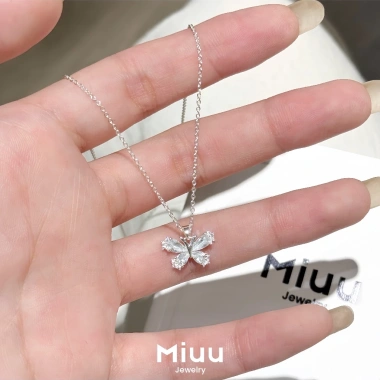Dây chuyền nữ Miuu Jewelry - Vòng cổ hồ điệp 3 màu đá FSA 08, giảm giá 225.000₫