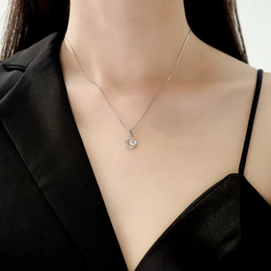 Dây chuyền nữ Moissanite Caterina Diamond Luna - Kim cương nhân tạo, Moonstone, giá ưu đãi 1,590,000đ 5 Dây chuyền nữ Moissanite Caterina Diamond Luna - Kim cương nhân tạo, Moonstone, giá ưu đãi 1,590,000đ 5