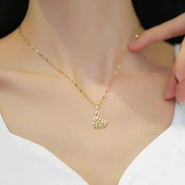 Dây chuyền Titan mạ vàng mặt thiên nga VC47 - Đá Zircon cao cấp, giảm còn 75.000 VND 3