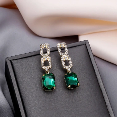 Dây chuyền và bông tai hình học retro, ngọc trai giọt nước thời trang – 85.473₫ 10