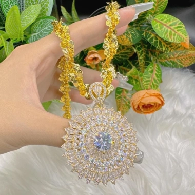 Dây chuyền vòng cổ nữ vàng 1 lượng mặt hoa cao cấp sang trọng, tinh tế – Giá chỉ 499.000₫
