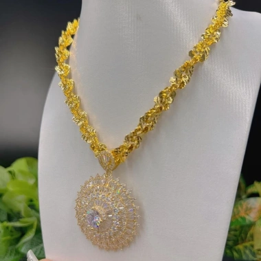 Dây chuyền vòng cổ nữ vàng 1 lượng mặt hoa cao cấp sang trọng, tinh tế – Giá chỉ 499.000₫ 6 Dây chuyền vòng cổ nữ vàng 1 lượng mặt hoa cao cấp sang trọng, tinh tế – Giá chỉ 499.000₫ 6