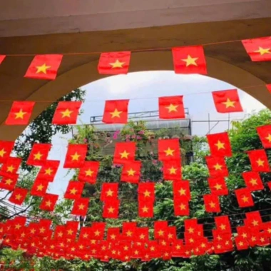 Dây Cờ Sao Vàng Đuôi Nheo Tam Giác - Trang Trí Tết Noel Lễ Hội Trường Học Đền Chùa - Giá chỉ 35.000 VND 2