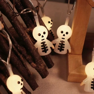 Dây Đèn Led 10 Bóng 1.5m Hình Đầu Lâu Halloween – Kinh Dị, Tặng Củ Cắm, 55.000₫