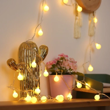 Dây đèn LED Cherry Ball bi đục trang trí lễ Tết decor nhà cửa giá 38.000 VND