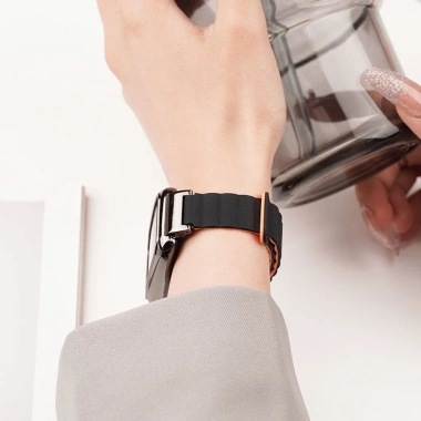 Dây đeo silicon khung kim loại từ tính cho Huawei Band 10/9/8/7/6 & Honor Band 9/7/6 - Giá 158.389 VND 6 Dây đeo silicon khung kim loại từ tính cho Huawei Band 10/9/8/7/6 & Honor Band 9/7/6 - Giá 158.389 VND 6