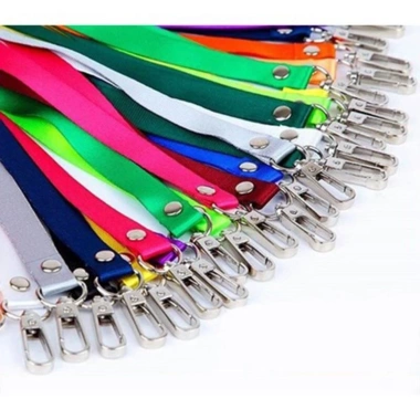 Dây đeo thẻ lụa 1cm móc xoay 360 - Bảng tên chuyên nghiệp, giảm còn 12.000đ