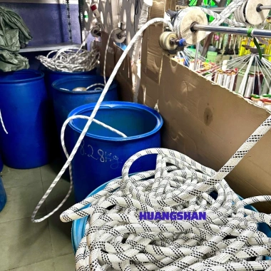 Dây dù tết cường lực 120m - Độ cao an toàn, chịu lực cho thợ sơn, lau kính, PCCC 9 Dây dù tết cường lực 120m - Độ cao an toàn, chịu lực cho thợ sơn, lau kính, PCCC 9