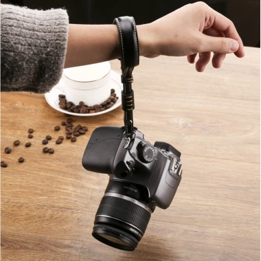 Dây máy ảnh da Handstrap đeo cổ tay - Siêu bám, thoải mái, giảm 20% còn 93.600₫