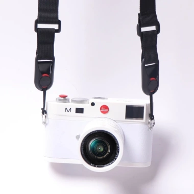 Dây máy ảnh đeo cổ Quick Release có đệm vai - Thao tác nhanh, chỉ 126.000 VND