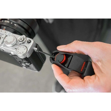 Dây máy ảnh đeo cổ tay A90 hand strap quick release - an toàn, tiện lợi, giảm còn 215.600 VND