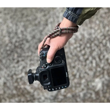 Dây máy ảnh Hand Strap Paracord đa màu – Bền, nhẹ, giảm giá chỉ 70.400₫