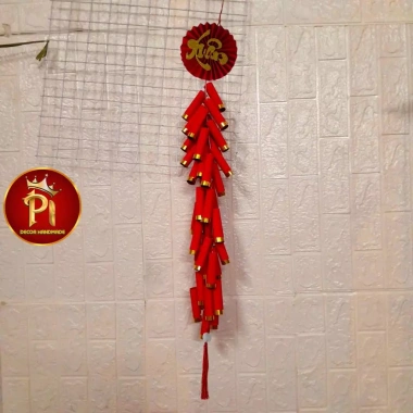 Dây pháo giấy lớn trang trí Tết, khánh câu đối, quạt nhung đỏ tròn chữ thư pháp nhũ vàng tua ngọc - Giá ưu đãi 149.000₫ 8 Dây pháo giấy lớn trang trí Tết, khánh câu đối, quạt nhung đỏ tròn chữ thư pháp nhũ vàng tua ngọc - Giá ưu đãi 149.000₫ 8