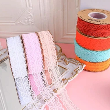 Dây ruy băng ren gói hoa 3cm Set 5 mét cột quà tặng cao cấp giá ưu đãi 22.000₫ 5 Dây ruy băng ren gói hoa 3cm Set 5 mét cột quà tặng cao cấp giá ưu đãi 22.000₫ 5