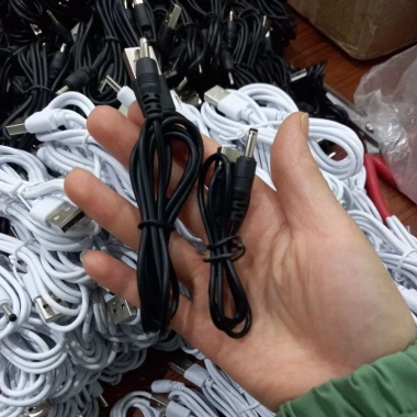 Dây sạc máy rửa mặt Foreo Halio chân 3.5mm, tương thích đa dòng, giảm giá 65.000 VND 4 Dây sạc máy rửa mặt Foreo Halio chân 3.5mm, tương thích đa dòng, giảm giá 65.000 VND 4