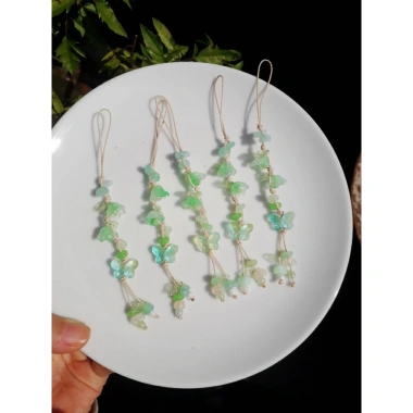 Dây treo điện thoại hoa lily bướm đa màu sắc, phong cách, giá chỉ 28.000₫ 6